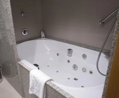 habitacion con hidromasaje