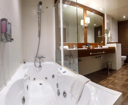 bañera de hidromasaje