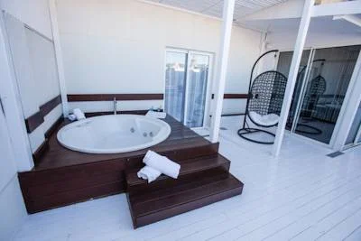 Mas Informacion jacuzzi privado Panoramic Suite Luxury center