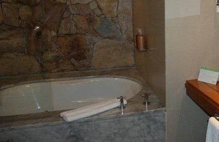 habitacion con hidromasaje del Mine Hotel Buenos Aires