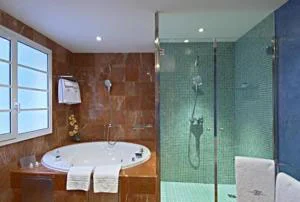 Suite con jacuzzi Hotel Montecarlo