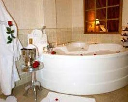 hotel con jacuzzi Girona