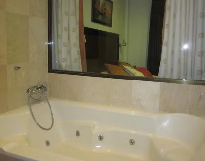 habitacion con hidromasaje