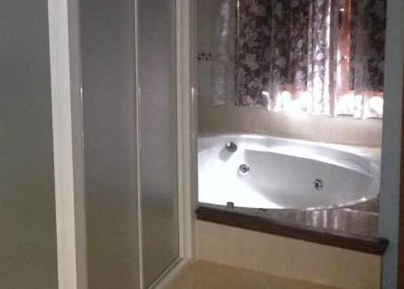 jacuzzi de la habitaci? Suite del Hotel