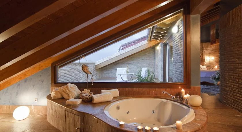 jacuzzi en la habitacion