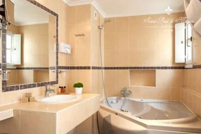 hidromasaje privado en la habitación Doble Superior del hotel