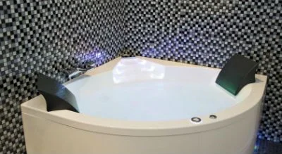 jacuzzi privado del apartamento Le Bo Studio en Paris