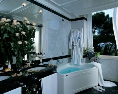 Suite con jacuzzi y vistas a la ciudad de Roma
