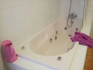Jacuzzi privado en la habitación de Hotel Casona Selgas