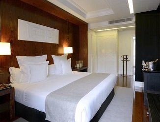Suite de lujo con jacuzzi privado en la habitación en Hotel Único Madrid