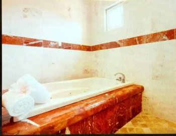 Foto de la bañera de hidromasaje en la Villa Deluxe.