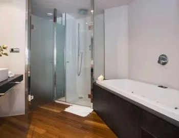 Foto de el Apartamento de lujo de 1 dormitorio - Paseo de Gracia, 16 para una noche especial en pareja.