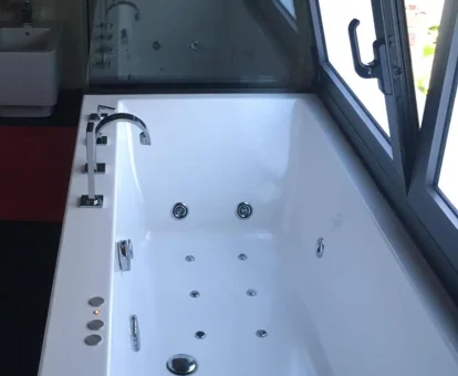 bañera de hidromasaje
