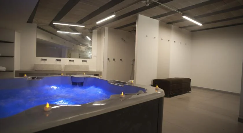 jacuzzi en la habitacion