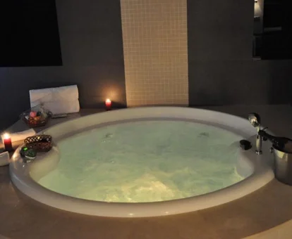 Love Hotels Madrid Hotel Los Peñascales