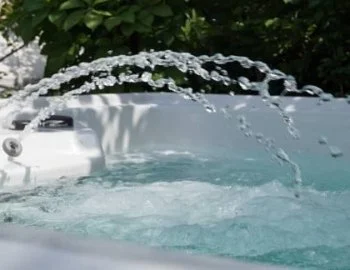 Jacuzzi privado que puedes encontrar en el Apartamento de 2 dormitorios