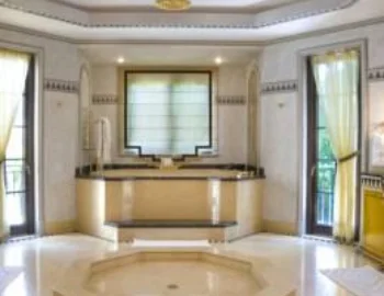 La Villa con piscina privada muy romántica para disfrutar de una noche en pareja.