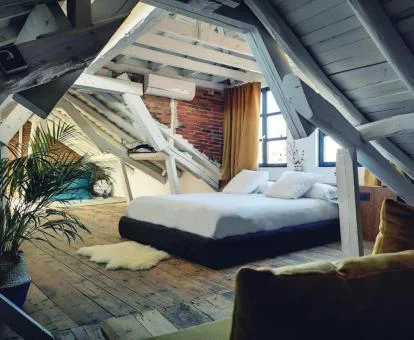 Dormitorio del apartamento dúplex de este establecimiento.