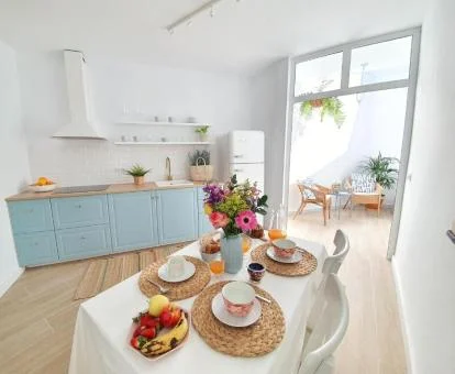 Interior de uno de los coquetos apartamentos de este complejo.