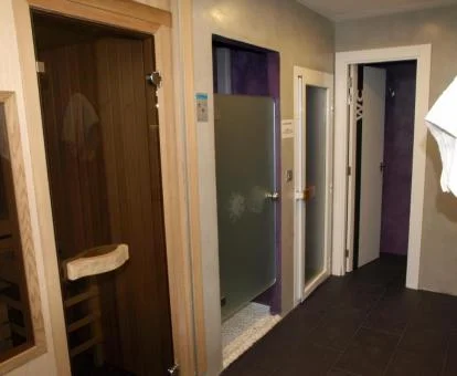 Acogedor centro de bienestar de este hotel ideal para parejas.