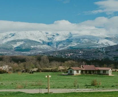 Complejo rural de casas acogedoras en un fabuloso entorno natural para desconectar de la rutina.