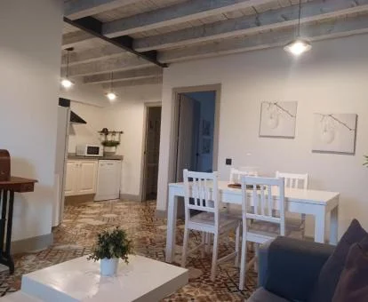 Interior de uno de los preciosos apartamentos del establecimiento.
