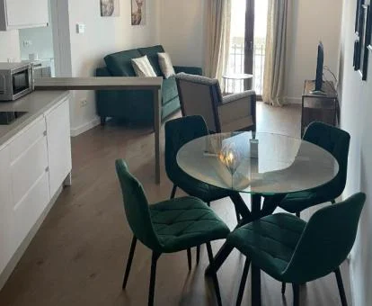 Interior de uno de los acogedores apartamentos de este establecimiento.