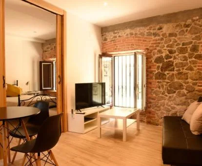 Interior de uno de los coquetos apartamentos del establecimiento.