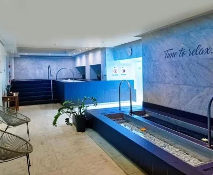 Acogedor centro de bienestar de este hotel ideal para parejas.