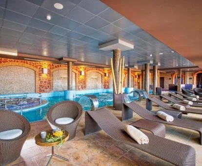 Zona de aguas del centro de bienestar de este hotel con encanto.