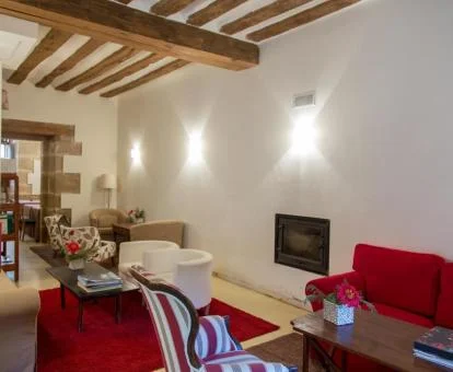 Uno de los acogedores espacios de uso compartido de este hotel boutique.