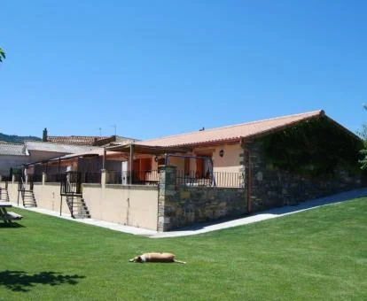 Preciosa casa rural con zona exterior perfecta para parejas.