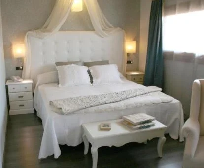 Una de las elegantes habitaciones dobles de este precioso hotel boutique.