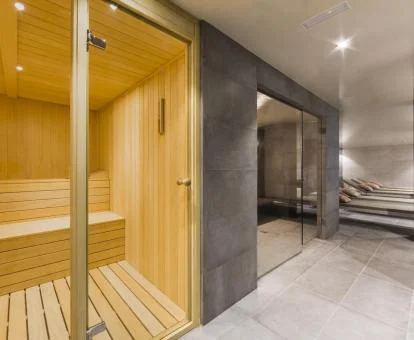 Acogedor centro de bienestar de este hotel ideal para parejas.