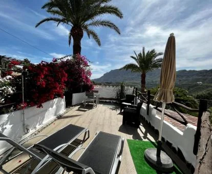 Terraza privada con vistas de esta coqueta casa en alojamiento rural.