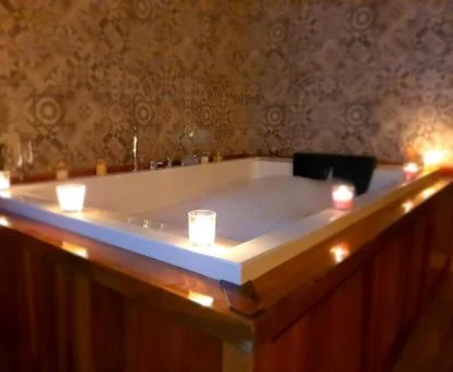 Zona de aguas del centro de spa del hotel.