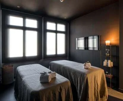 Sala de masajes y tratamientos del centro de bienestar del hotel.