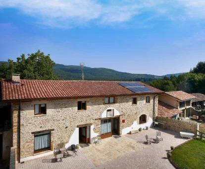 Edificio de piedra de este maravilloso hotel rural.