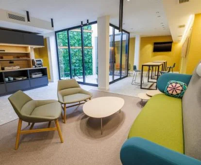 Uno de los espacios de uso compartido de este moderno hotel boutique.