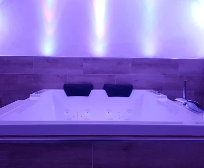 cabañas con jacuzzi privado en Andalucía