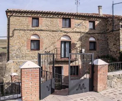 Establecimiento de piedra de este hotel solo para adultos.