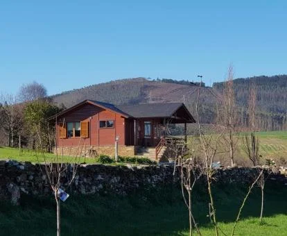 Preciosa casa independiente con un espectacular entorno natural alrededor.