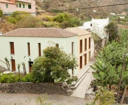 Edificio de este establecimiento rural en una zona tranquila ideal para descansar.
