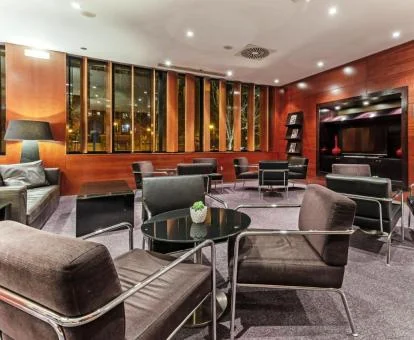 Uno de los elegantes espacios de uso compartido del hotel.