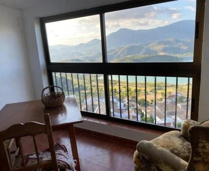 Espectaculares vistas a los alrededores desde una de las habitaciones del establecimiento.
