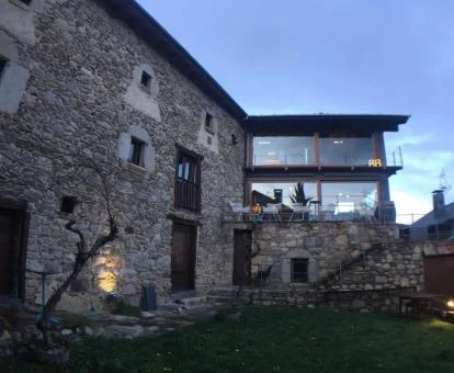 Edificio de piedra de este hotel rural de tipo bed and breakfast.