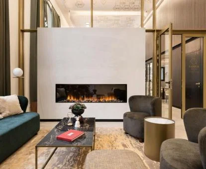 Uno de los elegantes espacios de uso compartido del hotel.