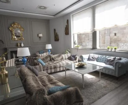 Elegante espacio de uso compartido de este precioso edificio palaciego.