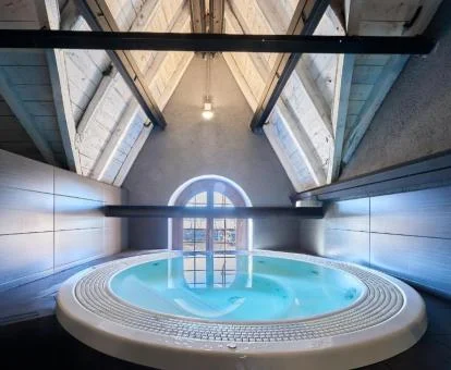 Zona de aguas del spa del hotel.