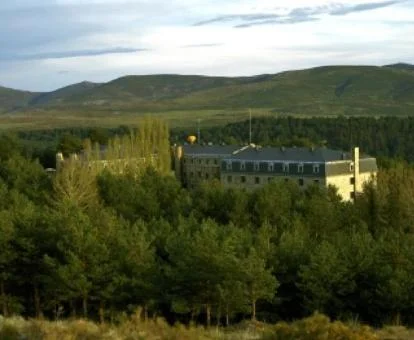 Fabuloso parador en medio de la naturaleza.